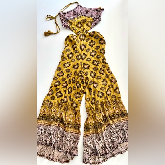 Free People Maribelle Gold Cut-Out Boho Wide Leg Halter Jumpsuit Size Medium - Picture 2 of 13